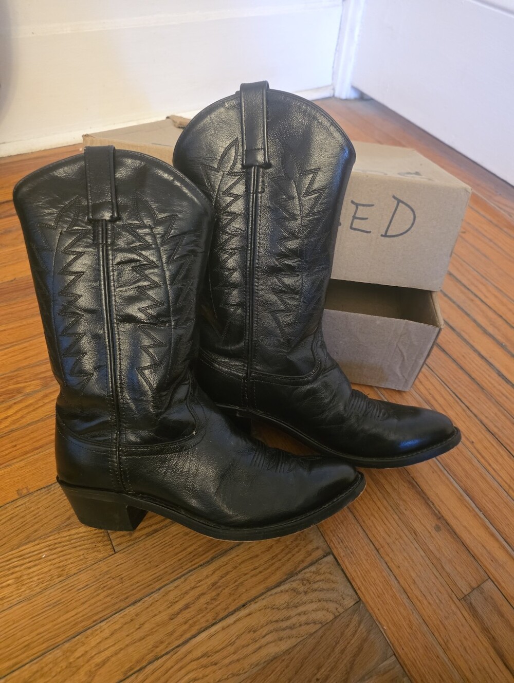 Old West Cowboy Boots Tan Leather Western Stitch Round Toe Women Size 8